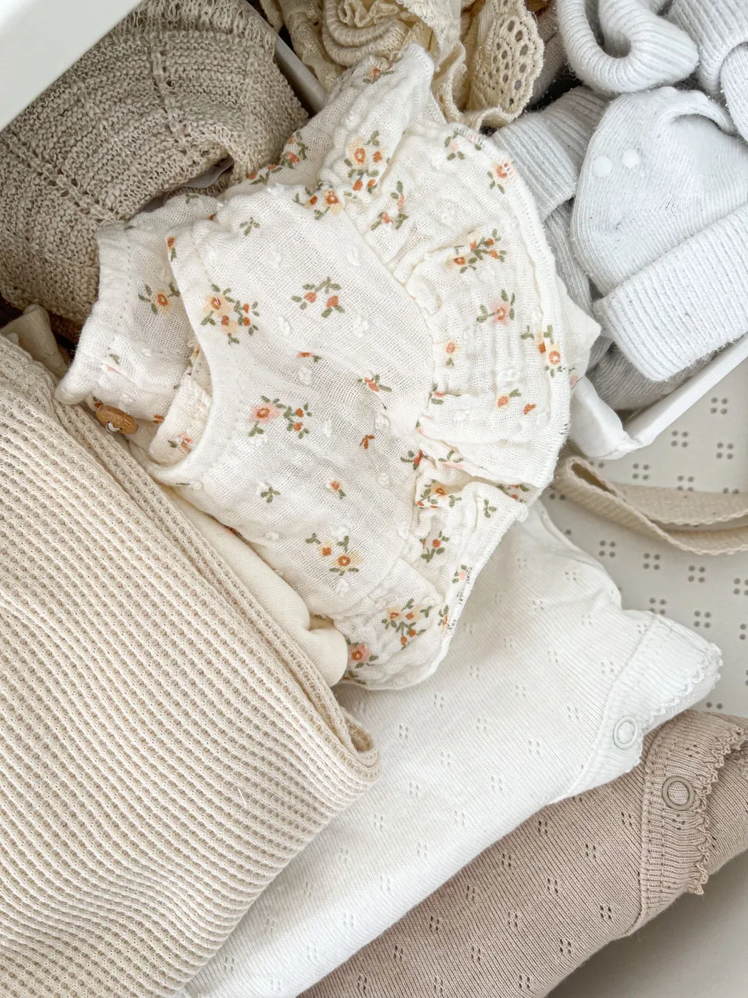 Idées visuelles : vêtements de bébé